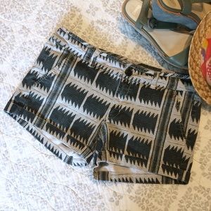 6 American Eagle Midi Short Aztec
